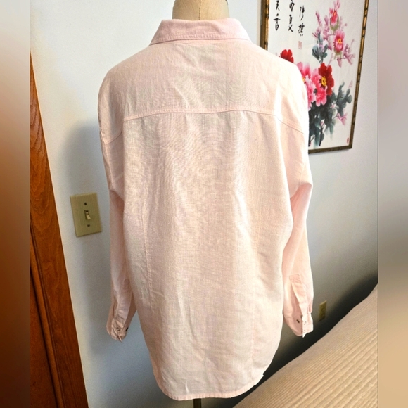 CHICO'S LIGHT PINK 100% LINEN BUTTON-DOWN LONG-SLEEVED W/SNAP BUTTONS. SIZE 2. - Picture 3 of 8